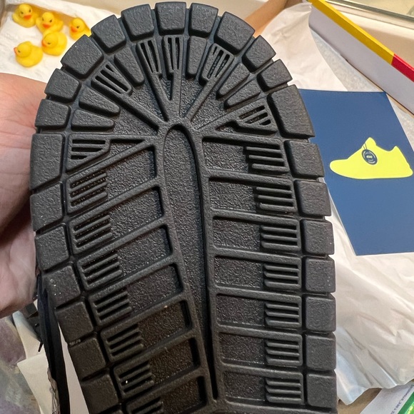 SB dunk Neckface - Picture 4 of 8